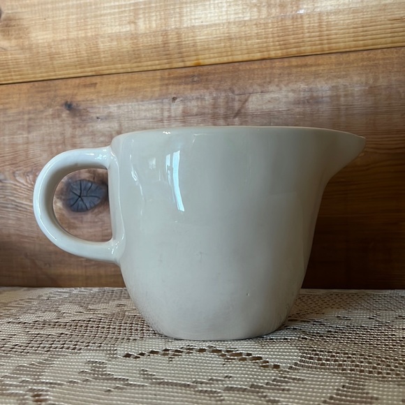 “Cream” Raw Dunn Creamer Cup - Picture 5 of 5